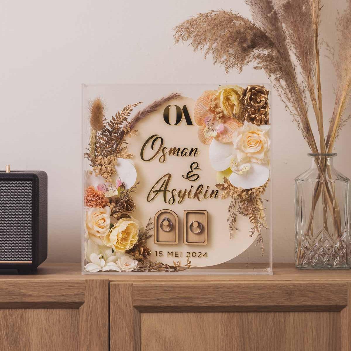 MAS KAHWIN | Acrylics box with wedding ring holder