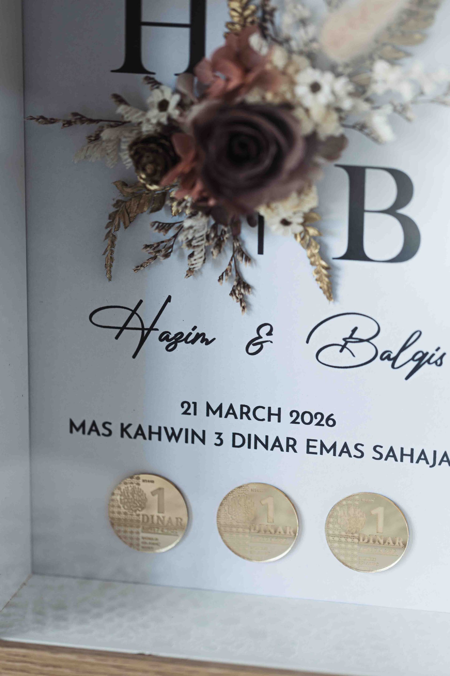 Seri Anggun Mewah Dinar Photo Frame