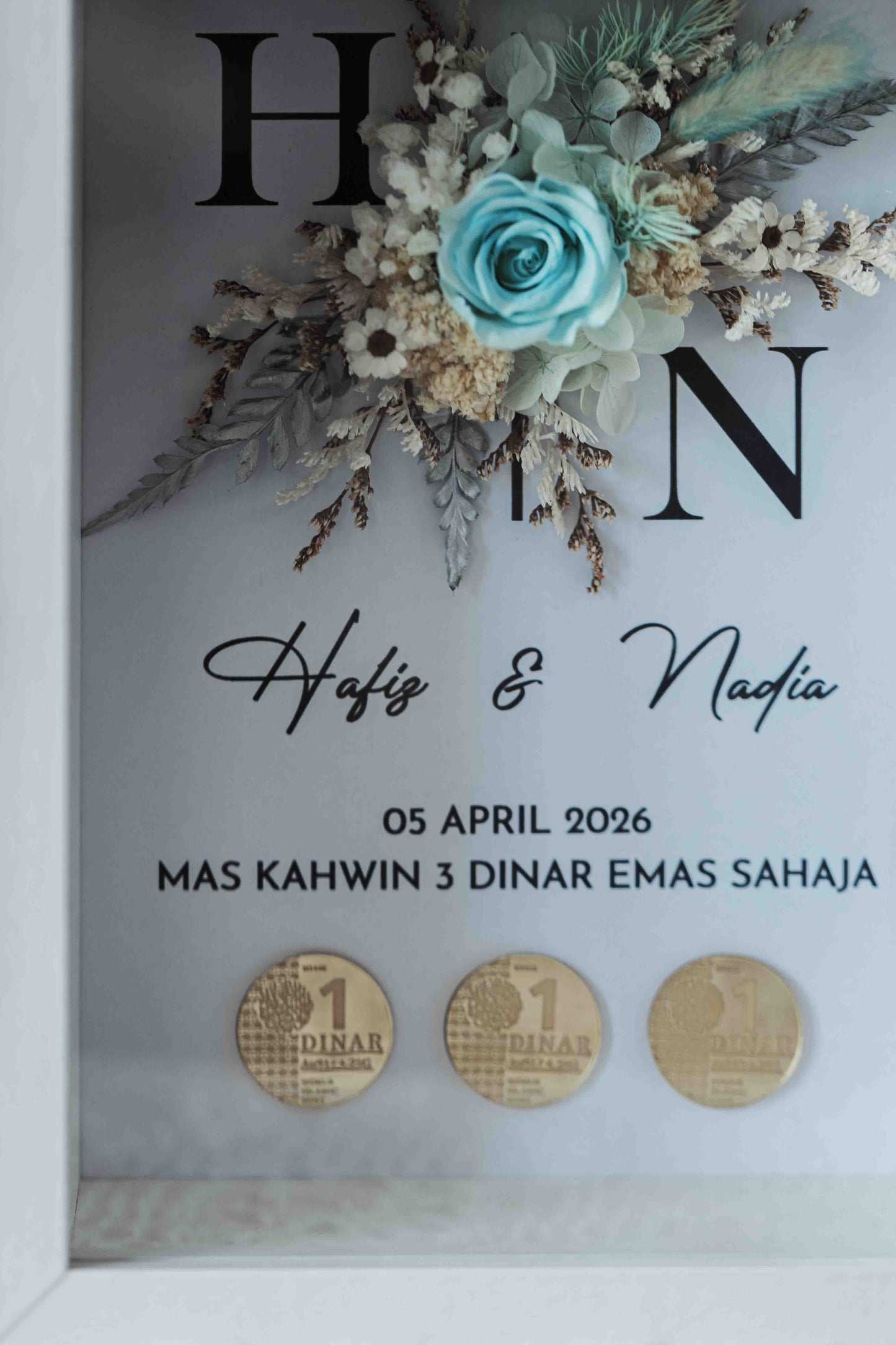 Seri Anggun Mewah Dinar Photo Frame