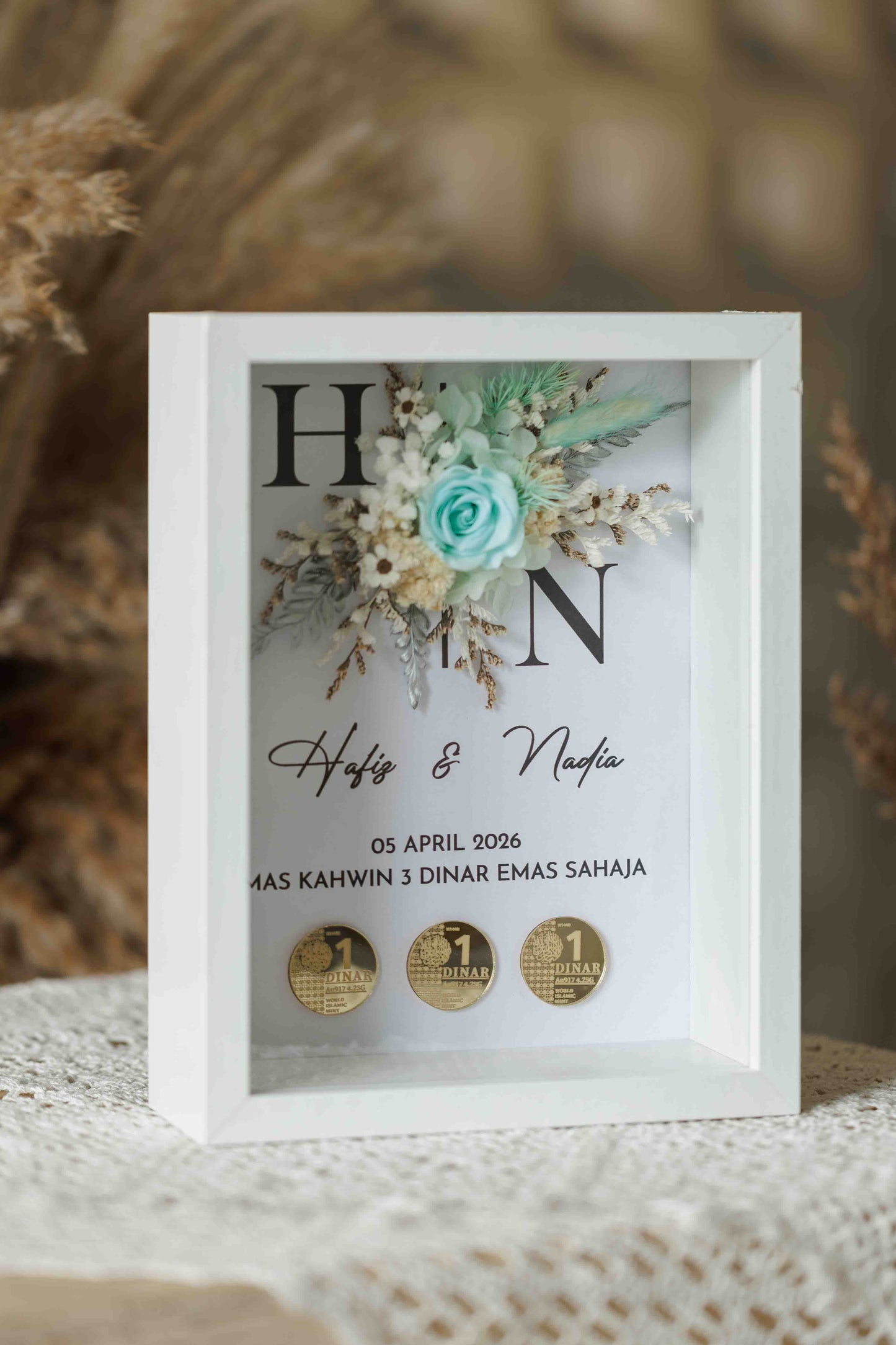 Seri Anggun Mewah Dinar Photo Frame