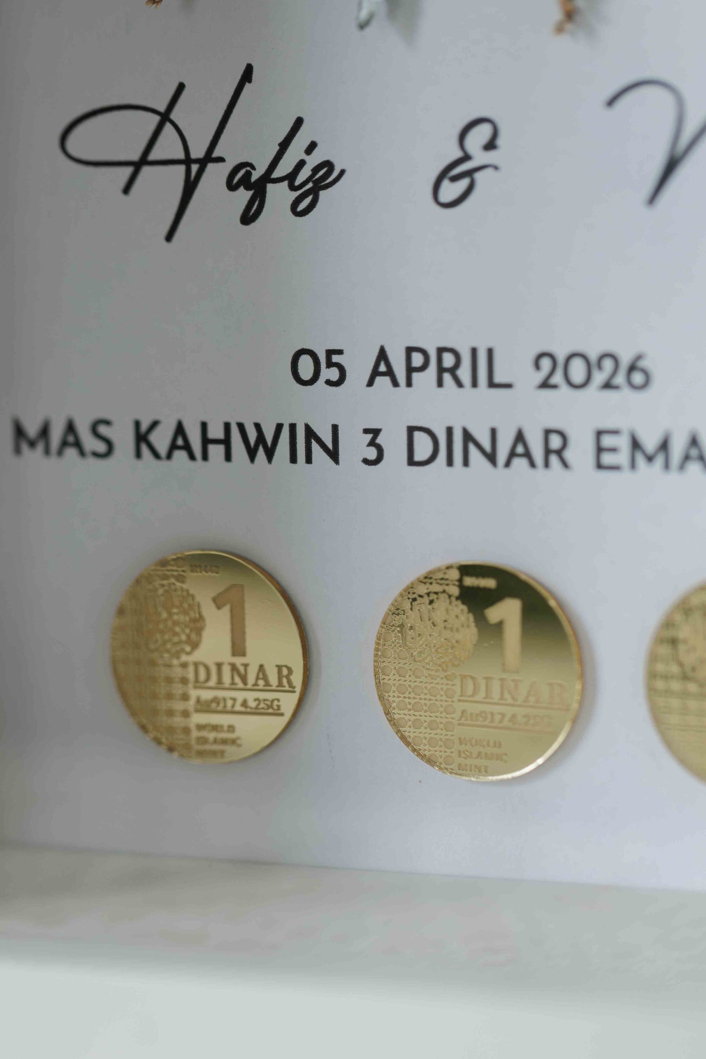 Seri Anggun Mewah Dinar Photo Frame