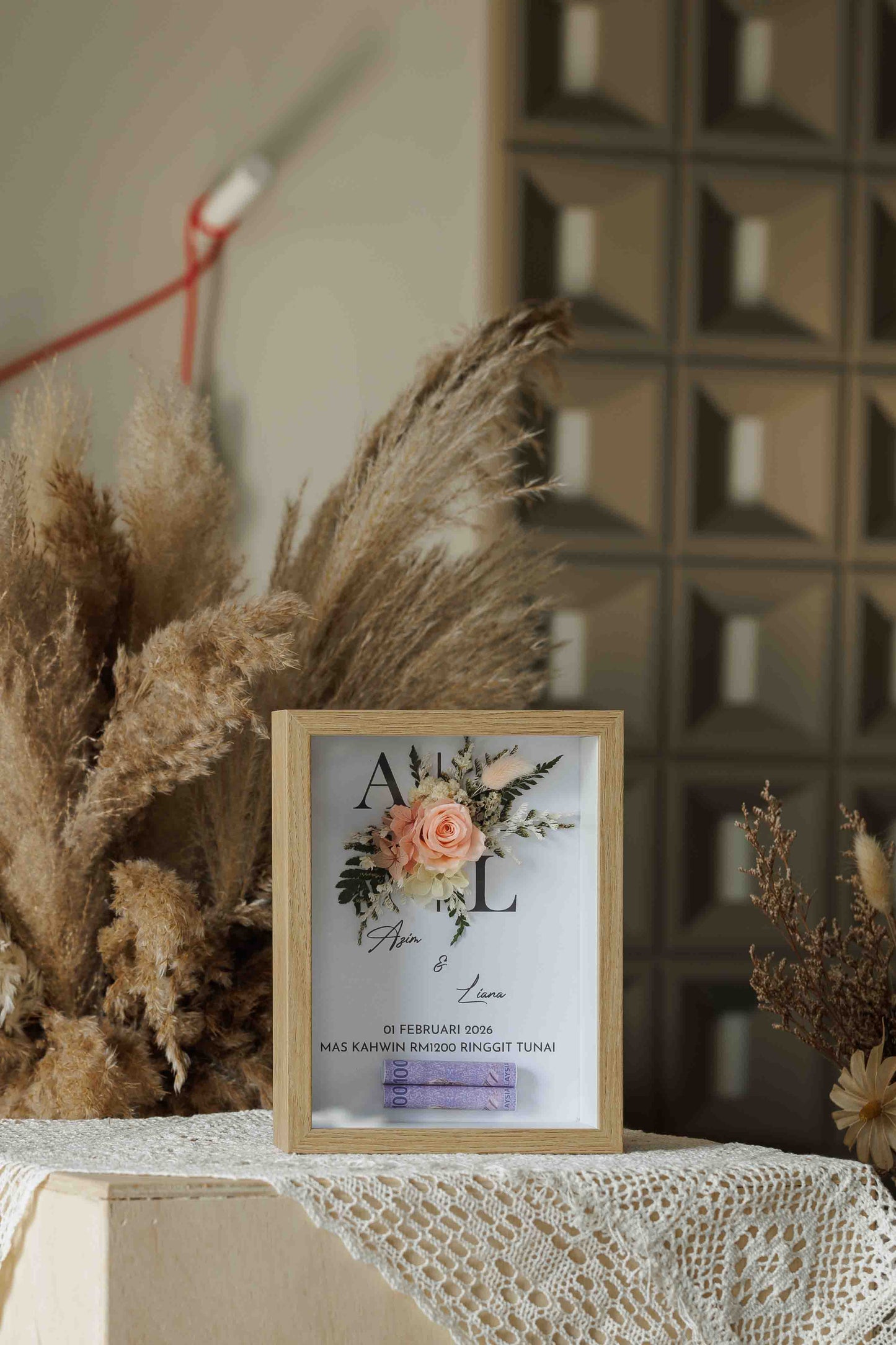 Seri Eksklusif Kayu wood photo frame noted